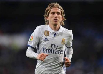 مودريتش جاوب على إمكانية أنو يمشي للنصر السعودي