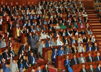 مطالب بالكشف على لائحة المستفيدين من أراضي الدولة الزراعية