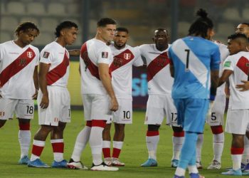 اشتباكات بين الشرطة واللاعبين ديال البيرو