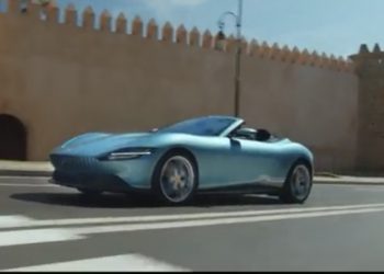 فيراري تختار الرباط لترويج سيارتها الجديدة