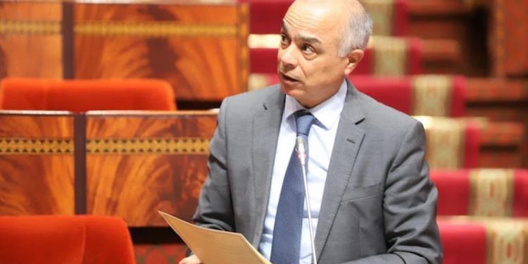 وزير التربية يتوعد “الغشاشين” في الامتحانات و”يُؤَمِّنُ” شهادة الباكالوريا