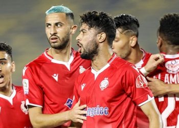 الجامعة كتعاقب المدرب السابق للوداد
