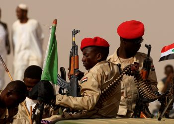 الجيش السوداني يعلق مشاركته بالمفاوضات