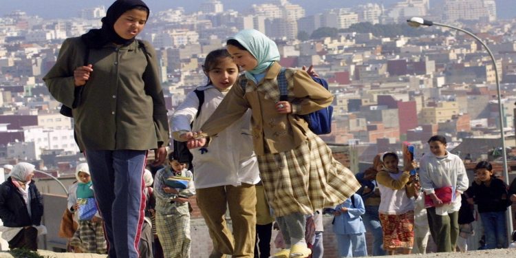 تقرير المجلس الأعلى للحسابات: الأساتذة لي فالبوادي كيغيبوا بزاف ديال المرات بدون مبرر