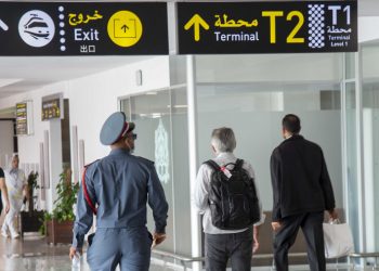 وزارة النقل تعجز عن خفض أسعار تذاكر الرحلات البحرية والجوية لفائدة الجالية