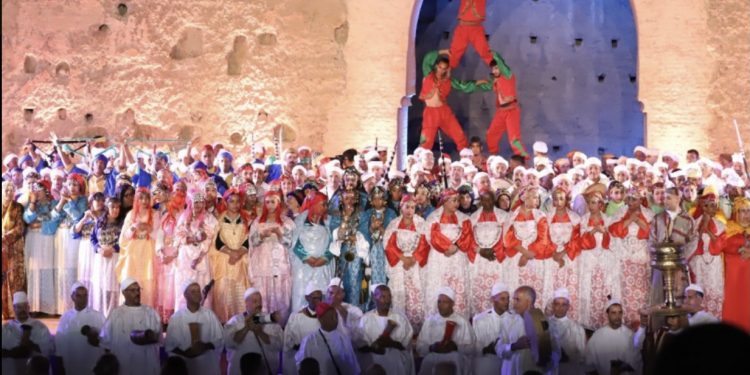 انطلاق المهرجان الوطني 52 للفنون الشعبية بمراكش بكرنفال مبهر