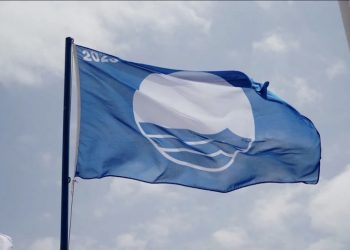 رفع اللواء الأزرق بشاطئ فم الواد في العيون للمرة السادسة عشر على التوالي