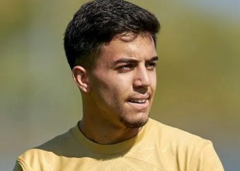 المغربي أخوماش يقترب من نادي فياريال