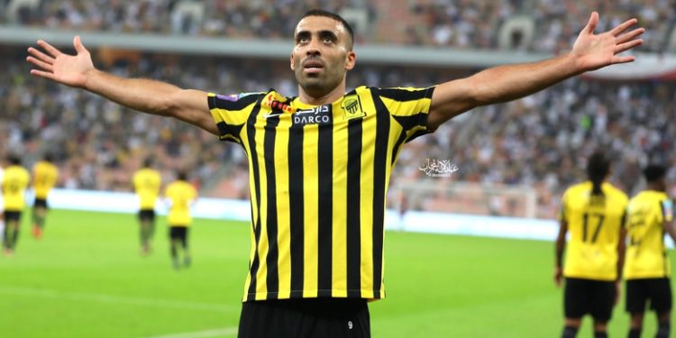 مدرب فريق اتحاد جدة يتمسك ببقاء حمد الله