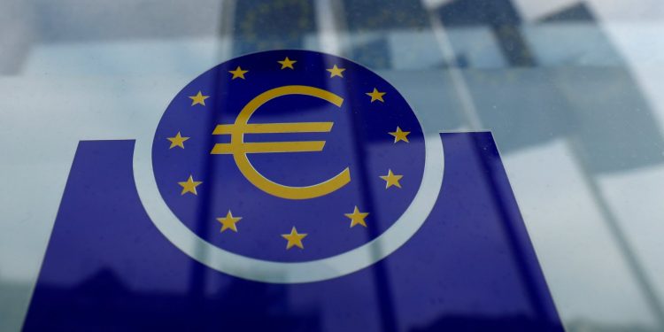 البنك المركزي الأوروبي يرفع معدلات الفائدة بمقدار ربع نقطة مئوية