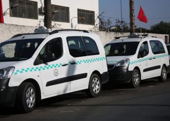 ولاية “الدار البيضاء سطات” تنفي توصلها بأي مطلب يتعلق برفع تسعيرة ركوب سيارات الأجرة