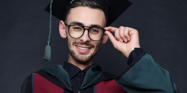 الصحفي إسماعيل حميش يحيي حفلا بحضور نخبة من النجوم والفنانين والصحفيين