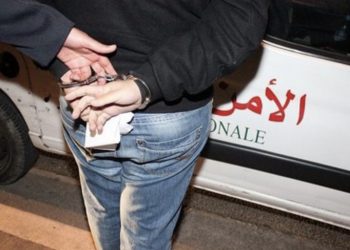 مضطرب عقليا يتسبب في موت سائق سيارة بطنجة .. الأمن يحقق في الواقعة