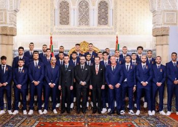 الملك يدعو لالتماس الجدية فإعمال الإصلاحات وكيضرب المثل بالمنتخب الوطني لكرة القدم