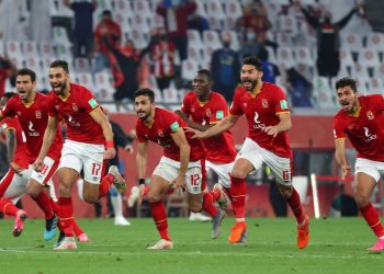 الأهلي المصري على وشك فقدان عموده الفقري..بسبب العروض المغرية