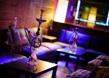 سُلطات طنــجة تُصدر قــرارا جـديدا حول توقيت إغْــلاق العلب الليلية و المقاهي