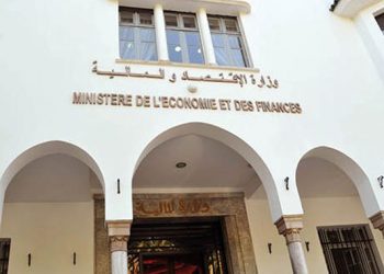 وزيرة المالية تُحمّل باقي الوزارات إخفاق عَملية تفويت 33 ألف وحدة سكنية وظيفية لقاطنيها