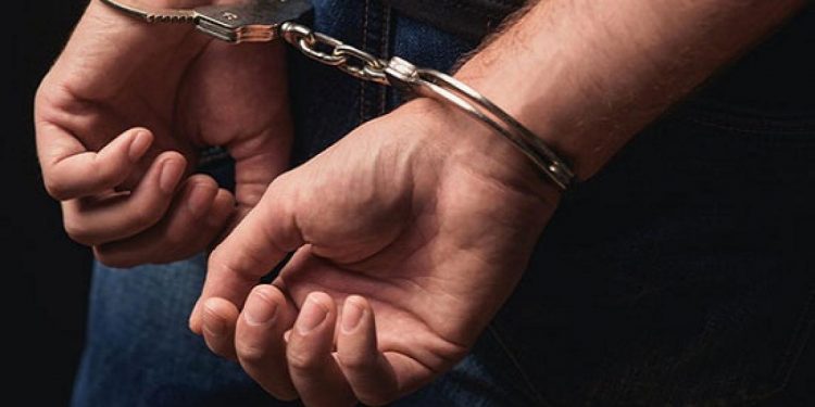 عناصر الفرقة الوطنية للشرطة القضائية وقفات موظف سام مزيف بالدار البيضاء