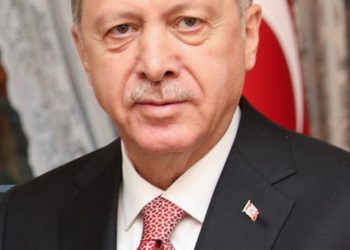 تركيا …رجب طيب اردوغان مقلق من ناحية العنصرية اللي كيتعرضوليها الاجانب