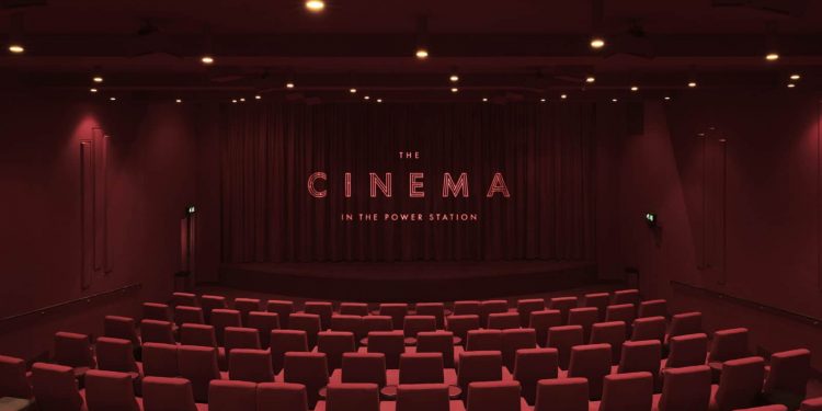 نشطاء يطلقون حملة افتراضية لتأهيل القاعات السينمائية المتدهورة في المغرب