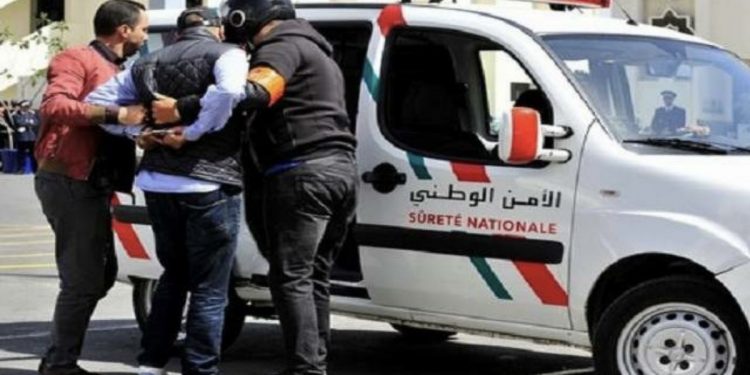 أمن أكادير يطيح بثلاثة أشخاص من بينهم سيدة متورطين في الهجرة و الاتجار بالبشر