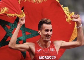 سفيان البقالي يخلد ذكرى ذهبية أولمبياد طوكيو