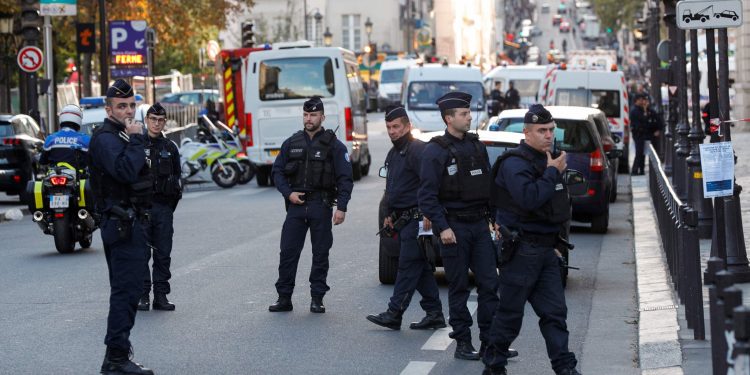 درّي صغير مشى ضحية إطلاق نار فجنوب فرنسا