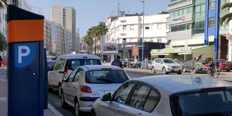 سلطات طنجة دايرة حملة على “الپاركينغ العشوائي” ووقفو أصحابها