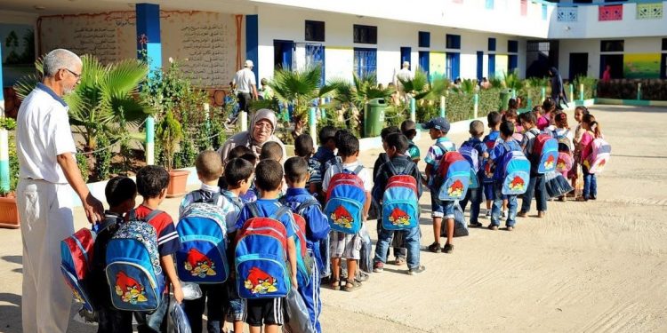 جماعة كتراجع عن توفير لوازم دراسية للتلاميذ