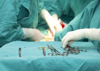 أول عملية زراعة مضخة القلب كَتنجح من قبل فريق طبي مغربي