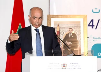 وزير التربية الوطنية كيحسم الجدل بخصوص ترويج الكتب اللي كتضمن المثلية في المدارس