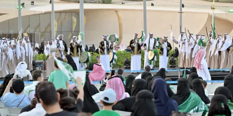 الملك محمد السادس يبارك العيد السعودي
