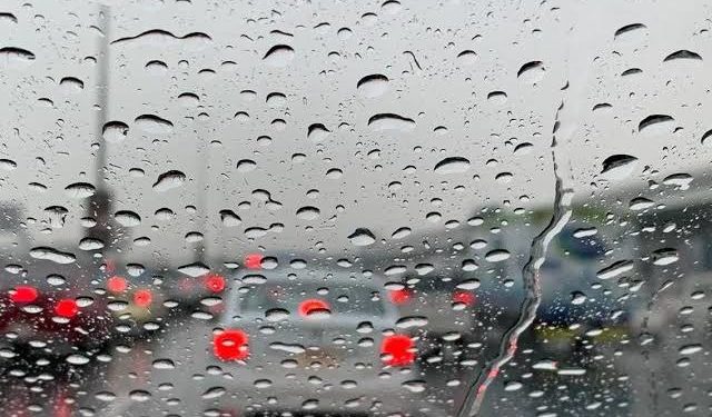 طقس الثلاثاء… أجواء غائمة مصحوبة بقطرات مطرية في بعض المناطق
