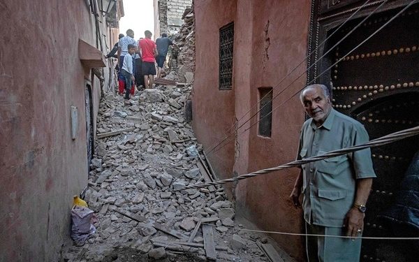 السلطات تخصص 50 فريقا لإعادة إيواء المتضررين بالزلزال