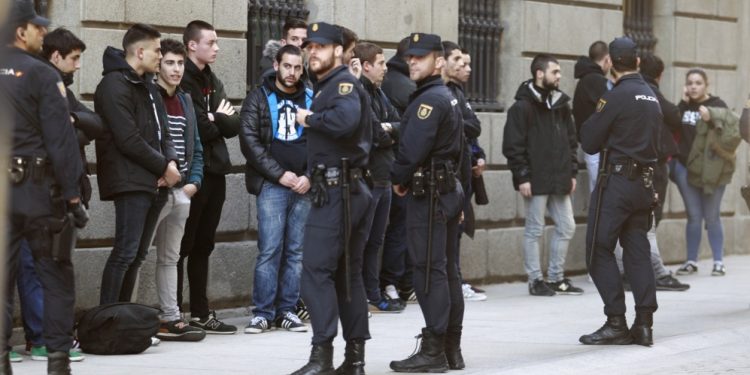 هروب متورطين في قضية تزوير بإسبانيا إلى المغرب