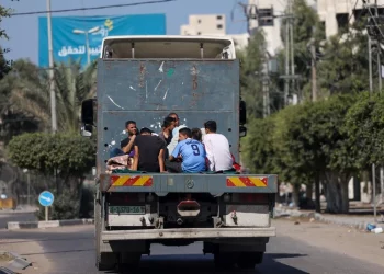مناشير كتطالب سكان غزة بإخلاء منازلهم فورا