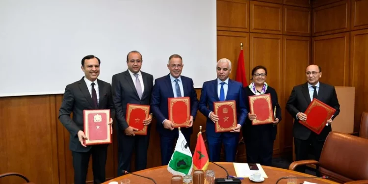 المغرب والبنك الإفريقي للتنمية يوقعان على ثلاث اتفاقيات تمويل بقيمة تزيد عن 2,9 مليار درهم