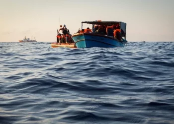 البحرية الملكية تقدم المساعدة لـ46 مرشحا للهجرة غير الشرعية قبالة سواحل الداخلة