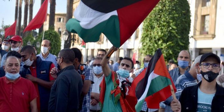 وقفة تضامنية قدام سفارة فلسطين بالرباط تنديدا بـ”الإعتداءات البشعة لإسرائيل”