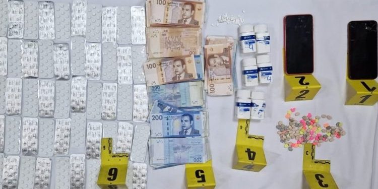 أمن طنجة يعتقل شخصا بحوزته 1740 قرص مخدر