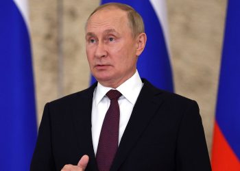 لولاية خامسة.. بوتين يرشح نفسه للرئاسة الروسية
