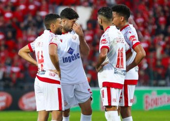 الوداد بدون ظهيرين في الديربي أمام الرجاء