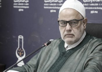 بنكيران يقدم على انتقاد الحكومة في التعليم