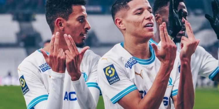 مارسيليا يرغب في التخلي عن نجم المنتخب الوطني