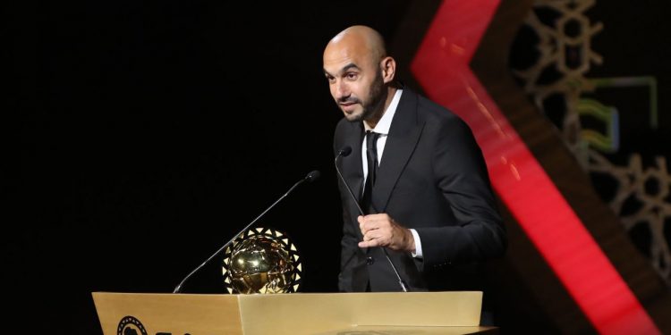 وليد الركراكي يفوز بجائزة أفضل مدرب إفريقي للذكور للسنة 2023