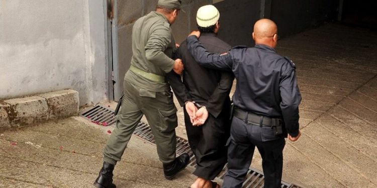 الإشادة بجريمة إرها-بية..إدانة ثلاثة أشخاص من ستة أشهر إلى خمس سنوات