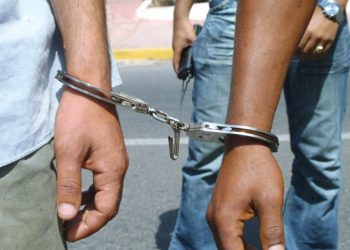 توقيف شخصين بالعيون بتهمة الهجرة السرية