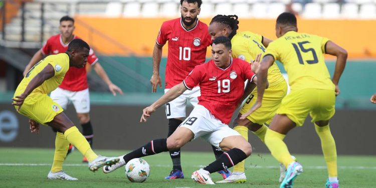 فرعون مصر ينقذ منتخب بلاده من هزيمة مفاجئة