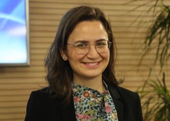 غيتة مزور: كلفة الهاتف والإنترنيت مناسبة للقدرة الشرائية للمغاربة