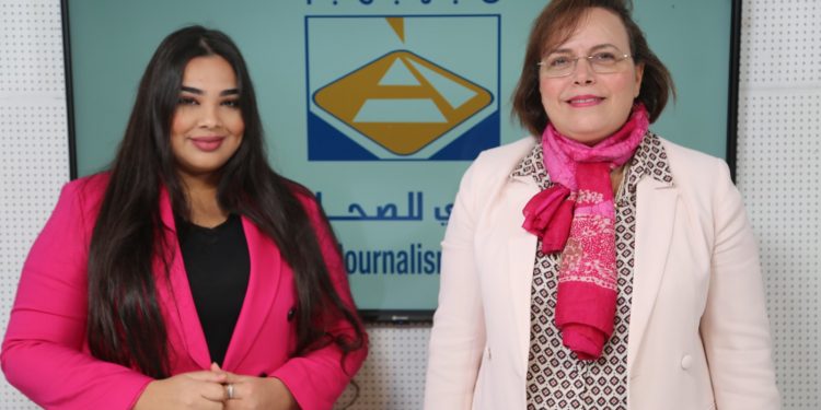 الوزيرة عواطف حيار في ضيافة المعهد العالي للصحافة و الإتصال
